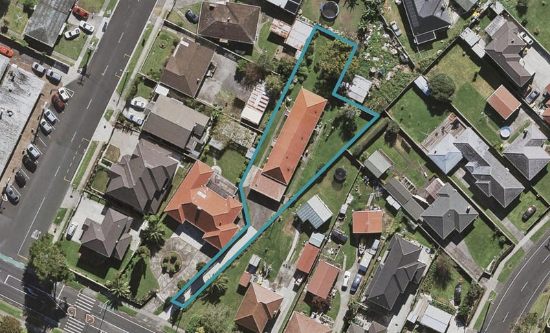 2/41A Buckland Road, Mangere East, Auckland - Carousel 1