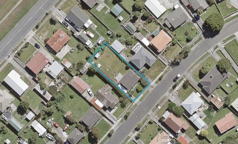 59 Compton Crescent, Taita, Lower Hutt - Carousel 1