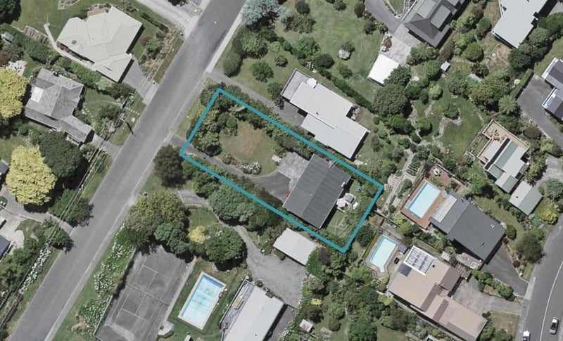 57 Huia Street, Waikanae - Carousel 1