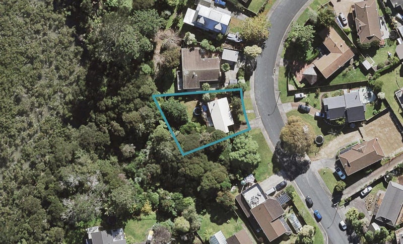 38 Hale Crescent, Bayview, Auckland - Carousel 1