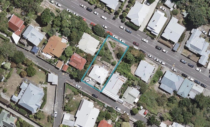 516 Shakespeare Terrace, Bluff Hill, Napier - Carousel 1