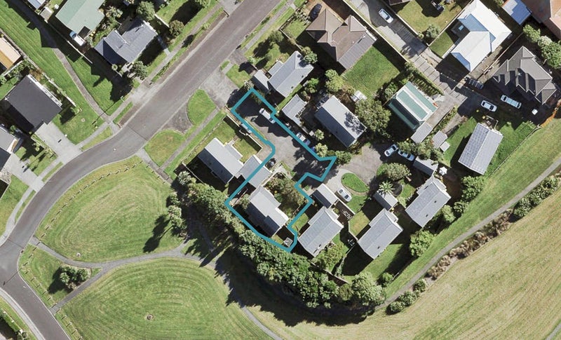 38 Halyard Place, Te Atatū Peninsula, Auckland - Carousel 1