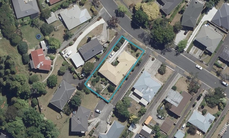 66 Flynn Road, Hillcrest, Hamilton - Carousel 1