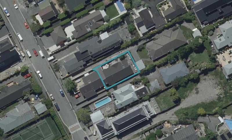 2/18 Queens Avenue, Merivale, Christchurch - Carousel 1
