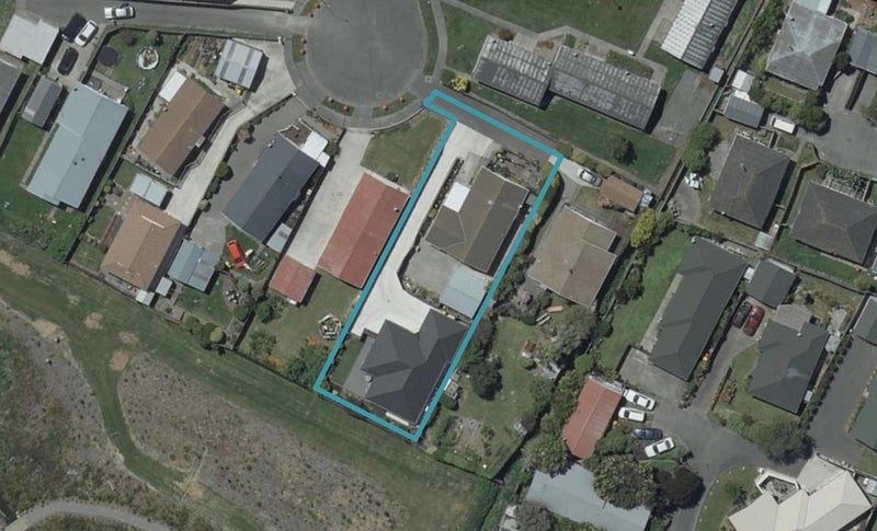 2/26 Jura Place, Woolston, Christchurch - Carousel 1