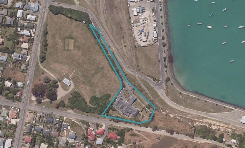 1 Test Street, South Hill, Oamaru - Carousel 1