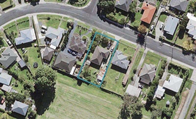 22 Nile Road, Kelston, Auckland - Carousel 1