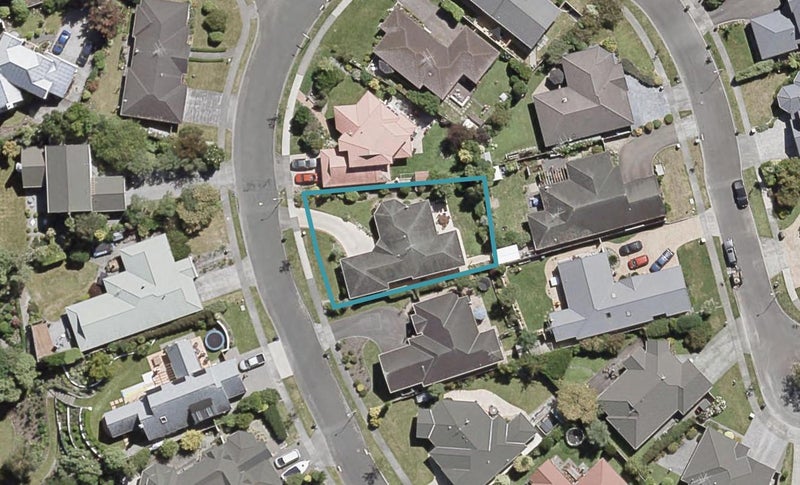 38 Clearwater Terrace, Brown Owl, Upper Hutt - Carousel 1
