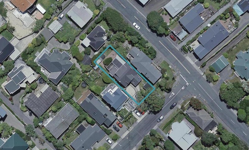 4 Izard Road, Khandallah, Wellington - Carousel 1