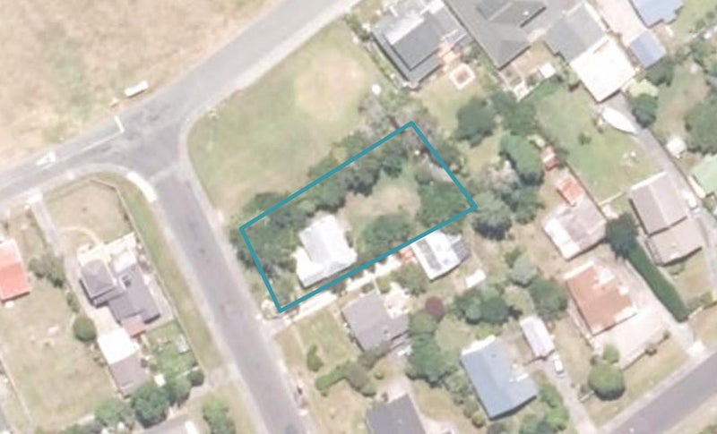 15 Tasman Street, Carters Beach, Westport - Carousel 1