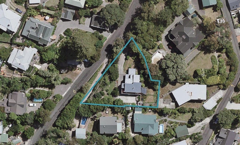 13 Thompson Road, Bluff Hill, Napier - Carousel 1