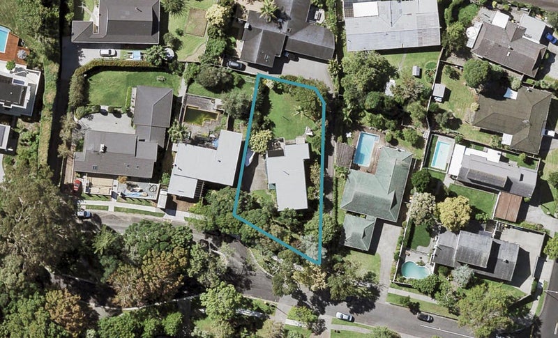 7 Elimar Drive, Sunnyhills, Auckland - Carousel 1