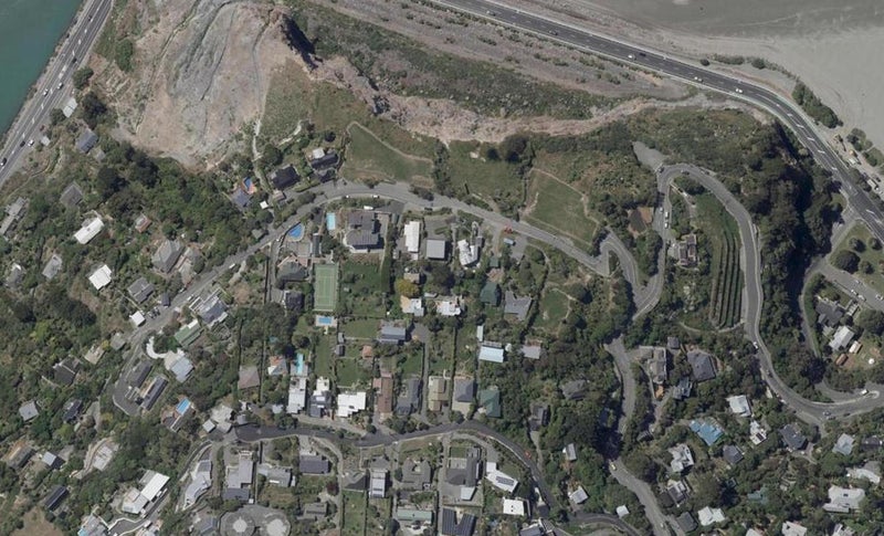 11 Kinsey Terrace, Clifton, Christchurch - Carousel 1