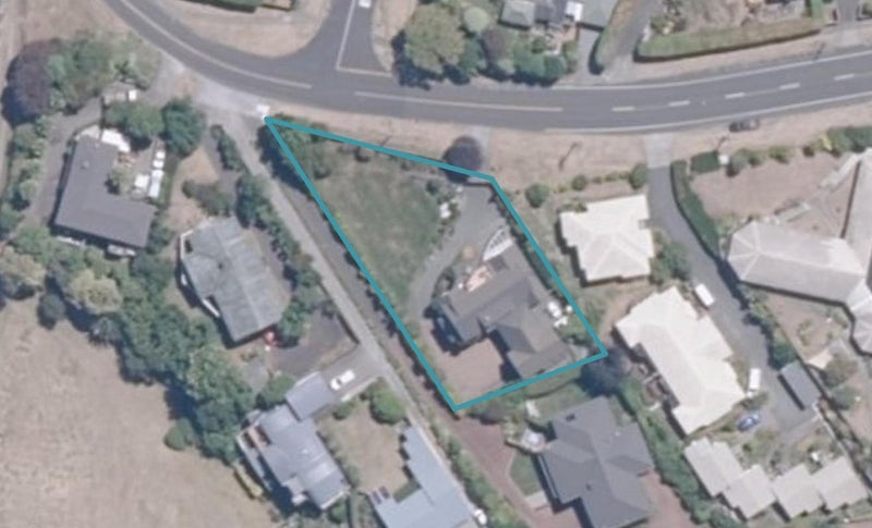 9 Shepherd Road, Waipahihi, Taupo - Carousel 1