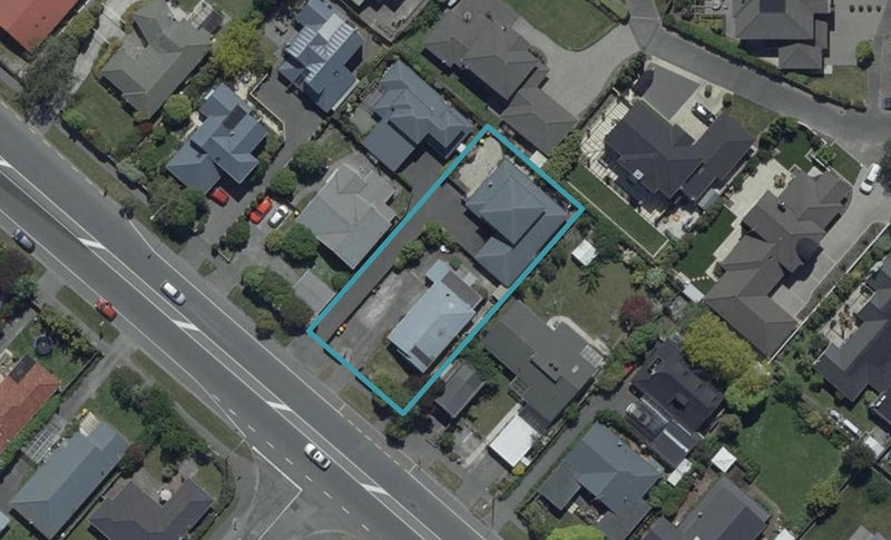 2/136 Memorial Avenue, Burnside, Christchurch - Carousel 1