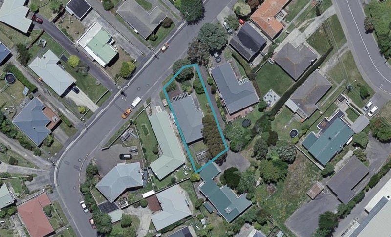 7 Arapiko Street, Johnsonville, Wellington - Carousel 1