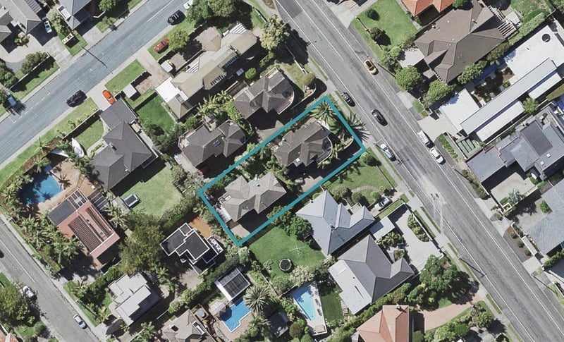 1/71 Seacliffe Avenue, Narrow Neck, Auckland - Carousel 1