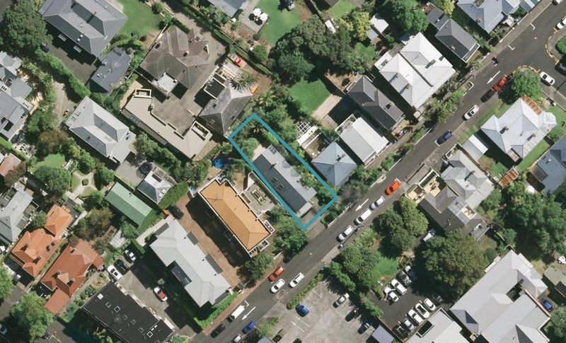 14 Dedwood Terrace, Saint Marys Bay, Auckland - Carousel 1