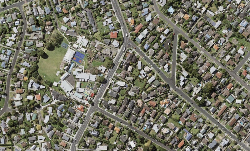 1/91 Forrest Hill Road, Milford, Auckland - Carousel 1