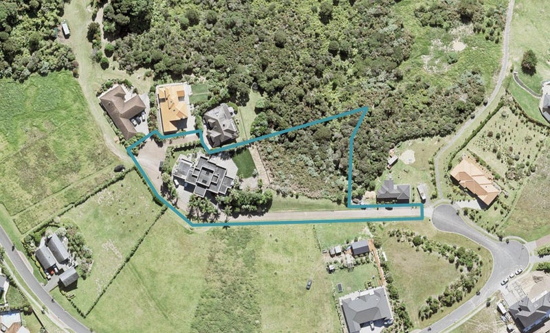 47 Balboa Drive, Matakatia, Whangaparaoa - Carousel 1