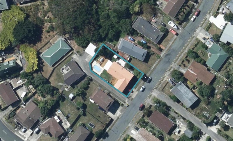 7 Rothwell Street, Titahi Bay, Porirua - Carousel 1