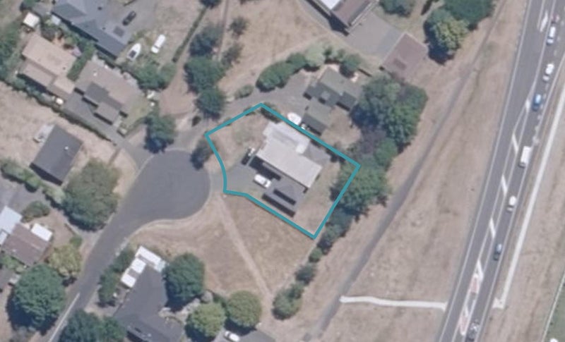 49 Charles Crescent, Rainbow Point, Taupō - Carousel 1