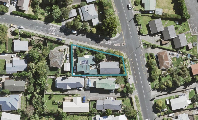 2A Woodvale Road, Glen Eden, Auckland - Carousel 1