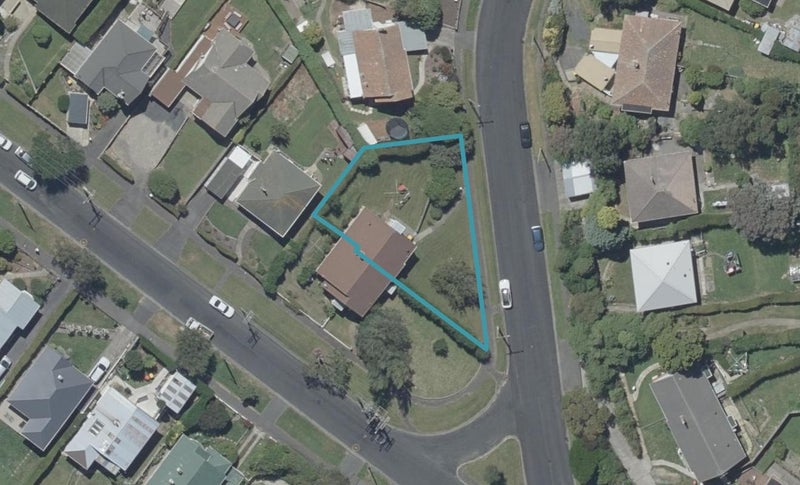 105 Chapman Street, Wakari, Dunedin - Carousel 1