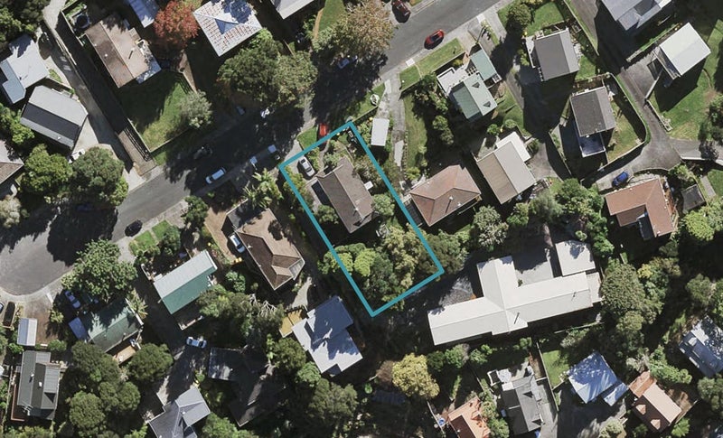 34 Glen Vista Place, Bayview, Auckland - Carousel 1