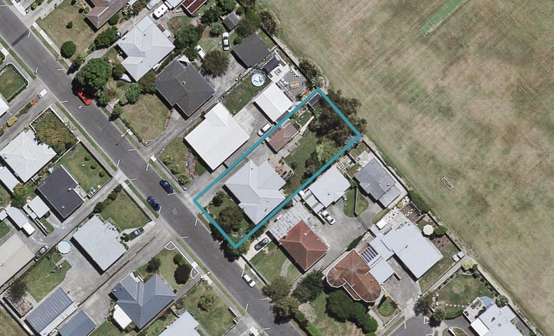10 Tripoli Street, Onekawa, Napier - Carousel 1