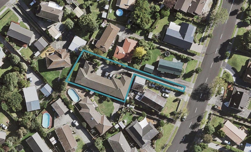 2/47 Carnoustie Drive, Wattle Downs, Auckland - Carousel 1