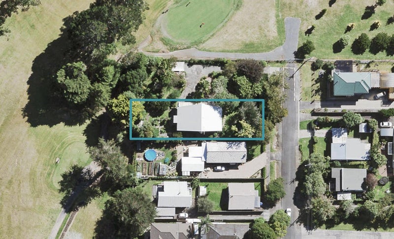 26 Knox Road, Swanson, Auckland - Carousel 1