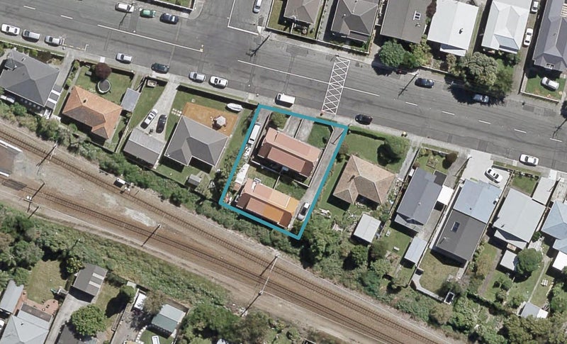 2/64 WAKEFIELD ST, Alicetown, Lower Hutt - Carousel 1