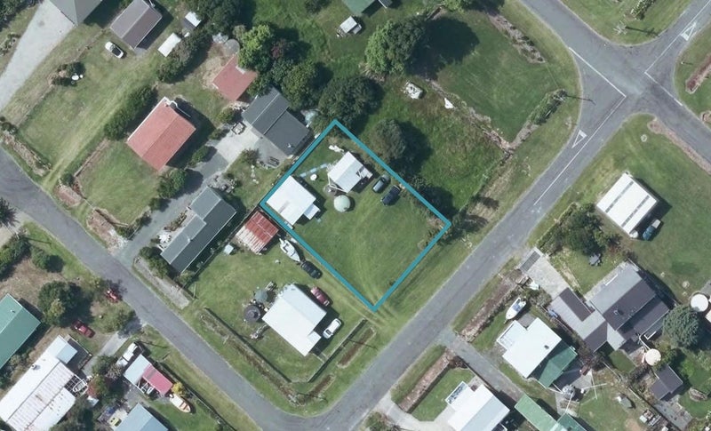 74 Fortescue Street, Māhia - Carousel 1