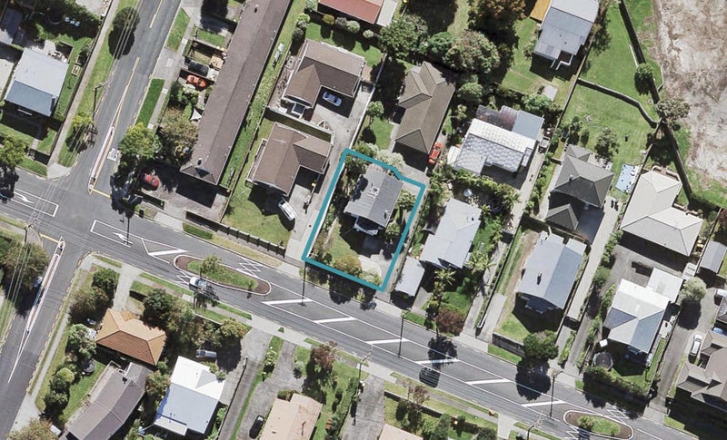 13 Rimu Street, New Lynn, Auckland - Carousel 1