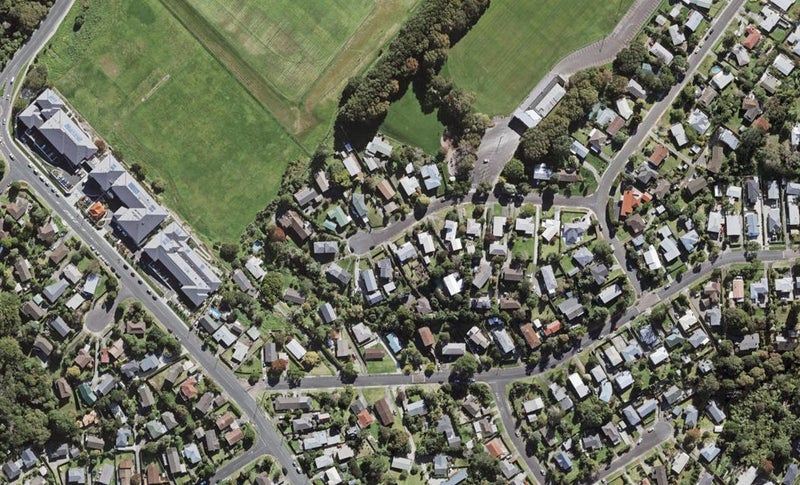 24 Segedin Place, Glenfield, Auckland - Carousel 1