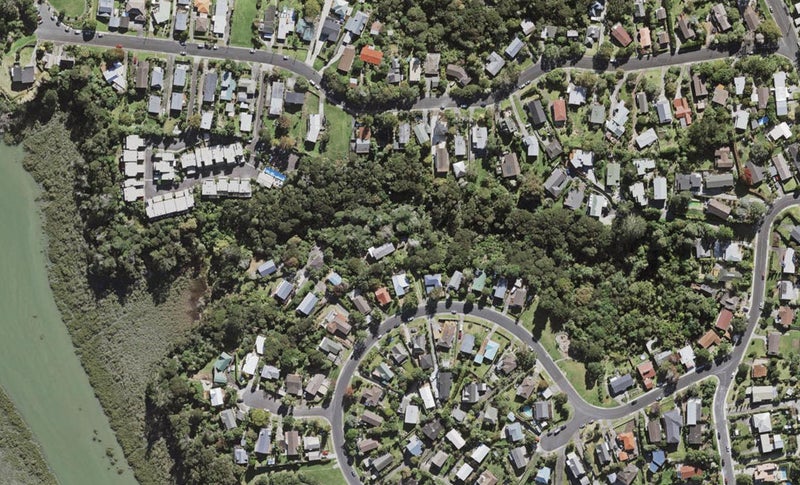 47 Pemberton Avenue, Bayview, Auckland - Carousel 1