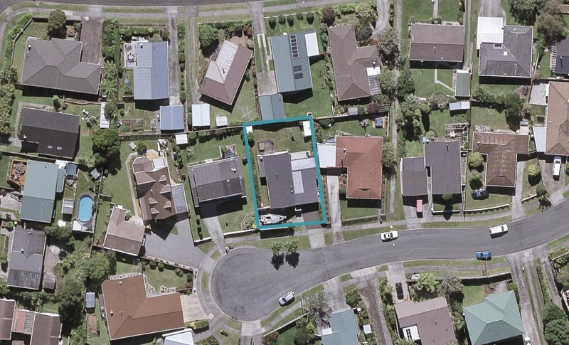 18 Ballantrae Place, Highlands Park, New Plymouth - Carousel 1