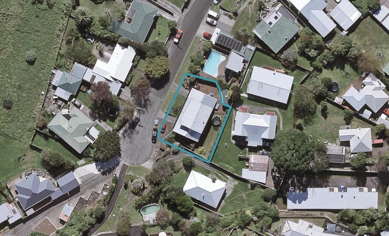 9A Gordon Street, Glen Avon, New Plymouth - Carousel 1