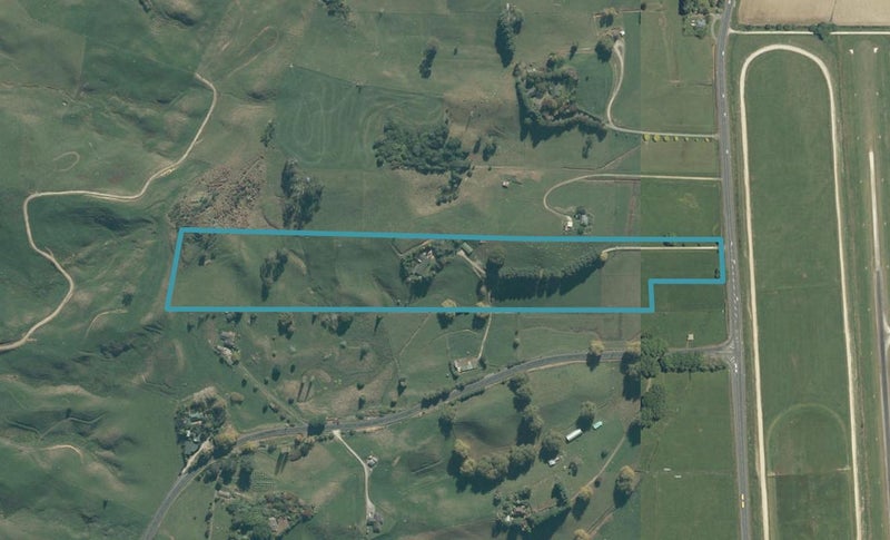 1370 State Highway 3, Te Kūiti - Carousel 1
