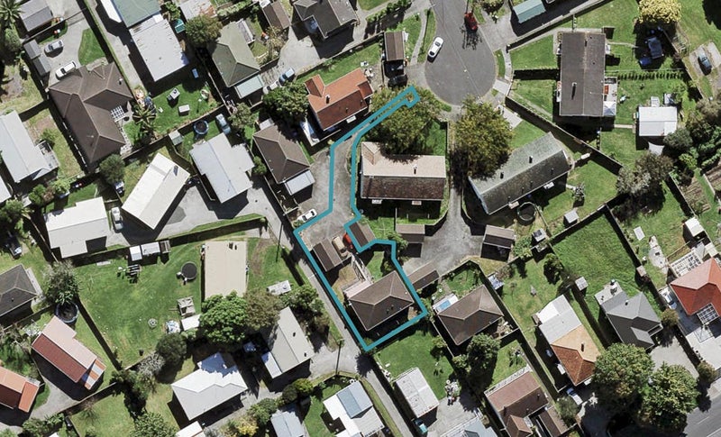 2/9 Naumai Street, Avondale, Auckland - Carousel 1