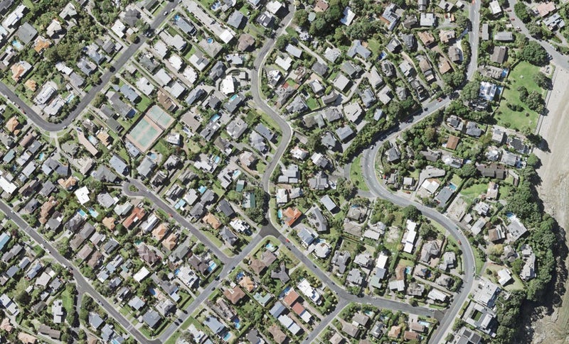 3 Eastcliffe Road, Castor Bay, Auckland - Carousel 1
