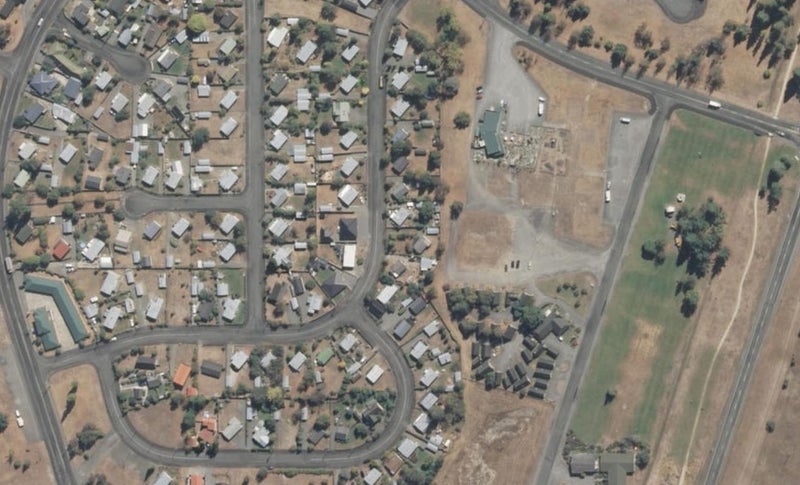 24 Simons Street, Twizel - Carousel 1