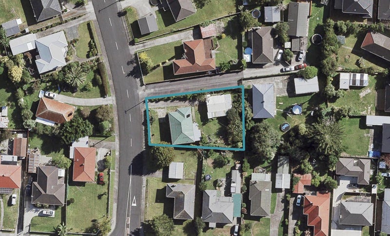 26 Fleming Street, Manurewa East, Auckland - Carousel 1