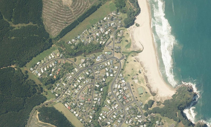 208 Onemana Drive, Whangamata - Carousel 1