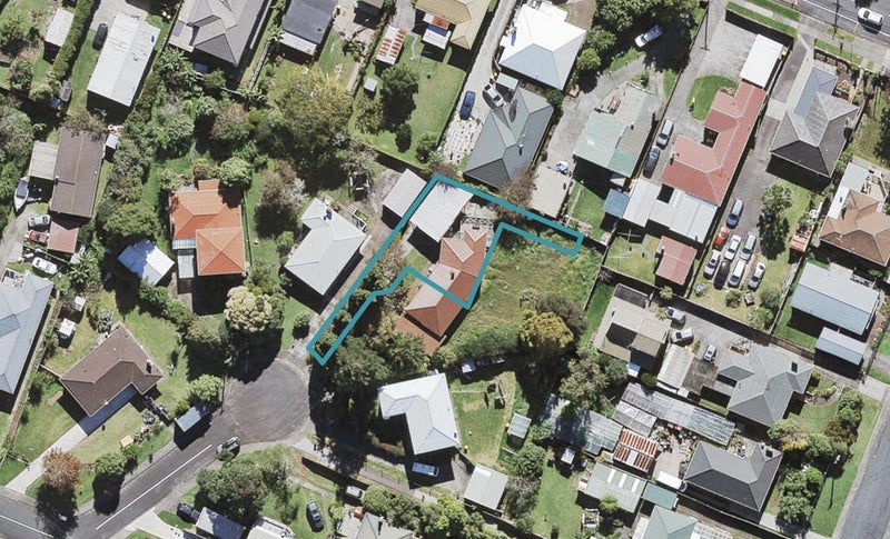 7C Hurley Place, Kelston, Auckland - Carousel 1