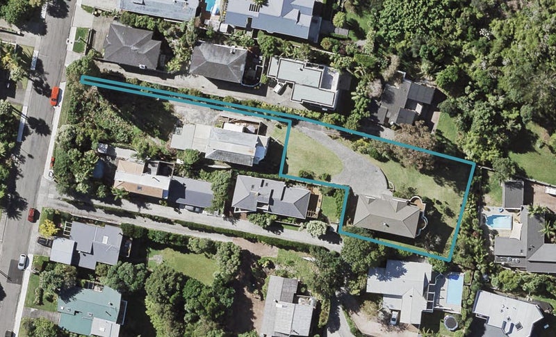 64 Parr Terrace, Castor Bay, Auckland - Carousel 1