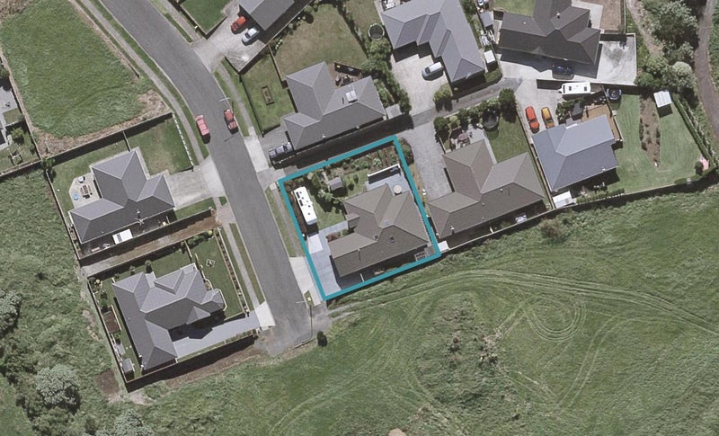 7 James Drive, Bell Block, New Plymouth - Carousel 1
