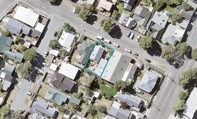7 Rata Street, Eastbourne, Lower Hutt - Carousel 1