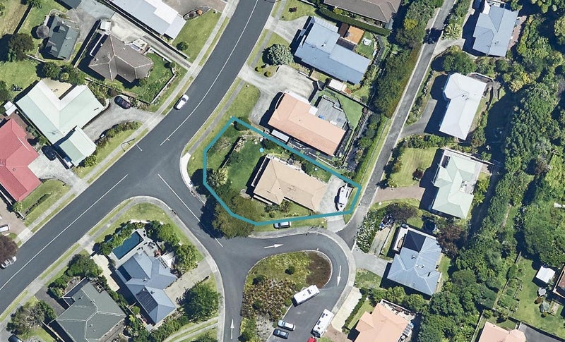 1 Cynthia Place, Bellevue, Tauranga - Carousel 1